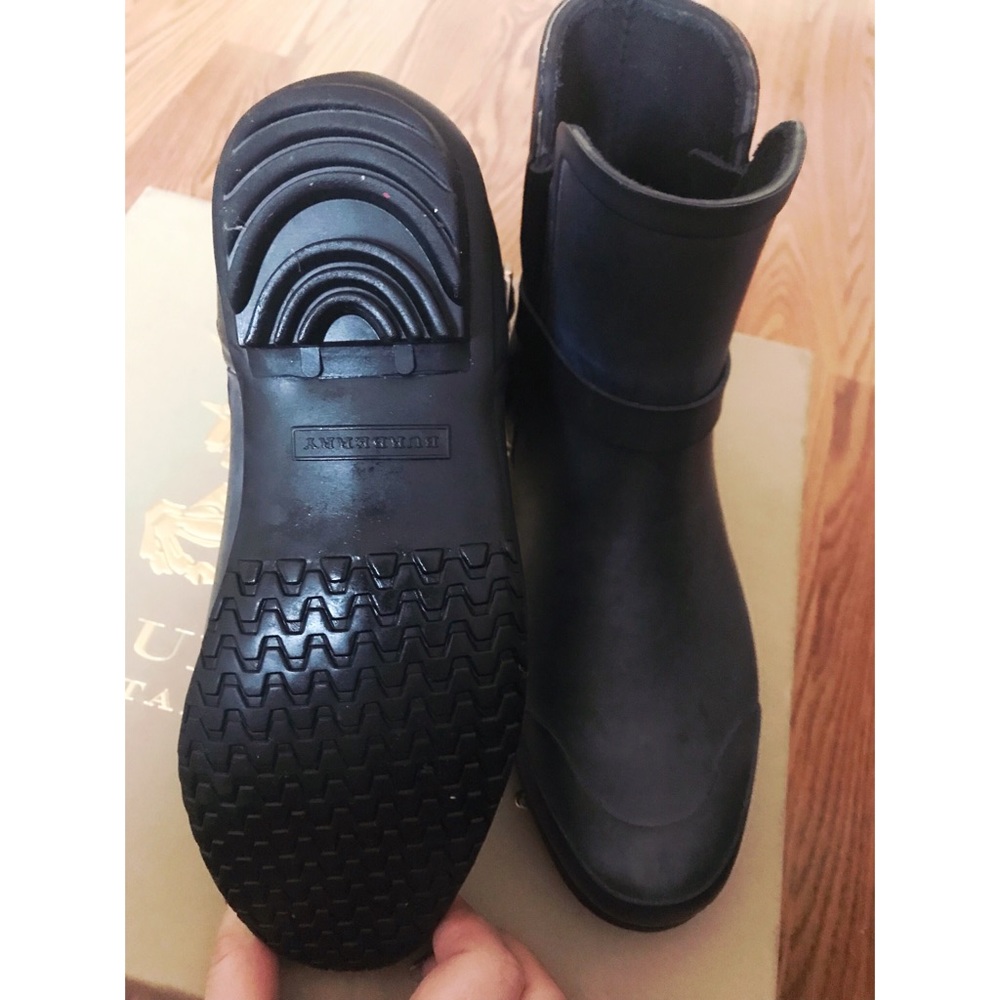 Burberry Rainboots - Picture 5 of 5